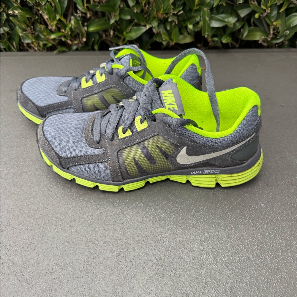 Nike Gray & Neon Green Dual Fusion Kids Sneakers